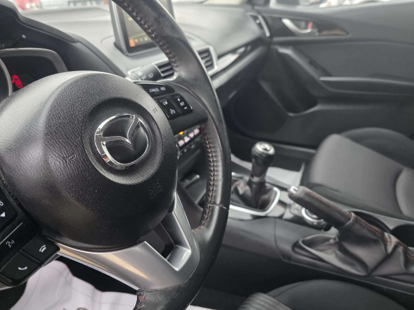 Mazda 3 2.0 SKYACTIV | Mobile.bg � ����������� 11