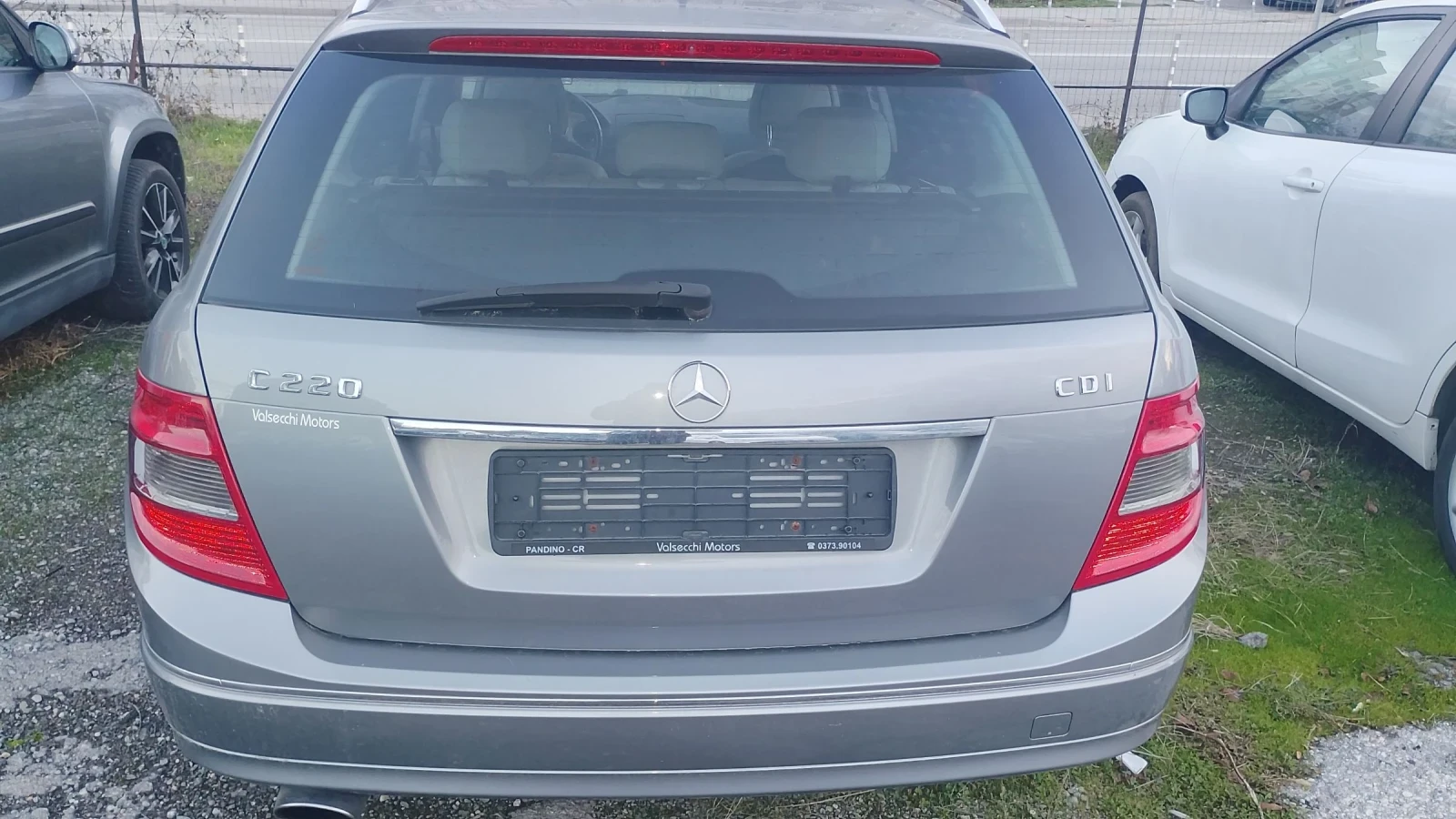 Mercedes-Benz C 220 2.2 д 6 ск. - изображение 4