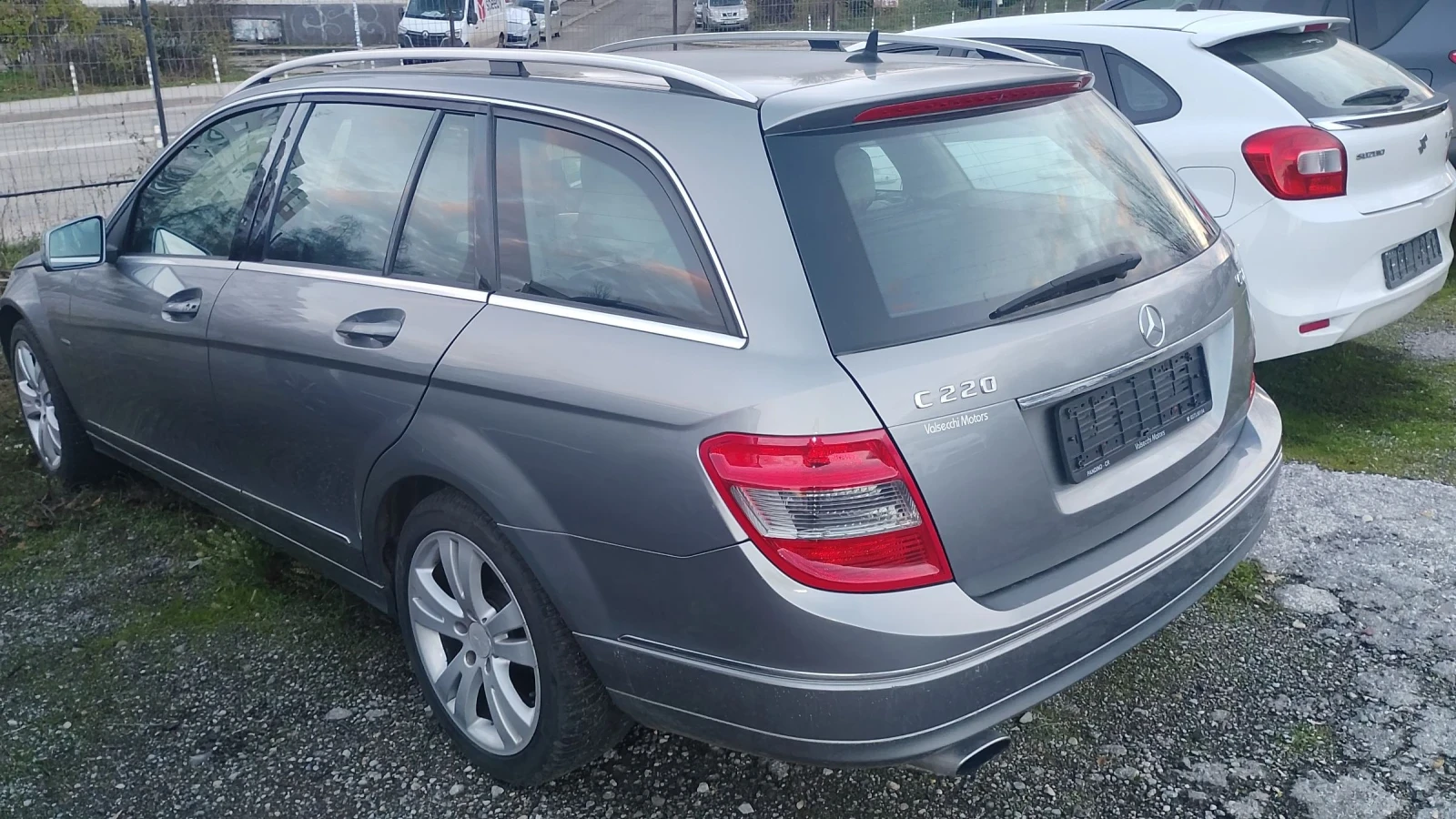 Mercedes-Benz C 220 2.2 д 6 ск. - изображение 3