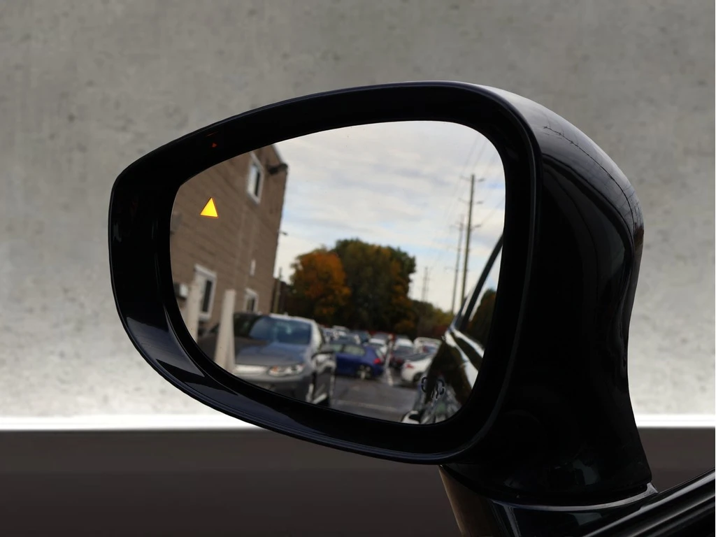 Chrysler Pacifica ��� ��������� * * S Pack * * ������ ����� * * 4�4  | Mobile.bg � ����������� 16