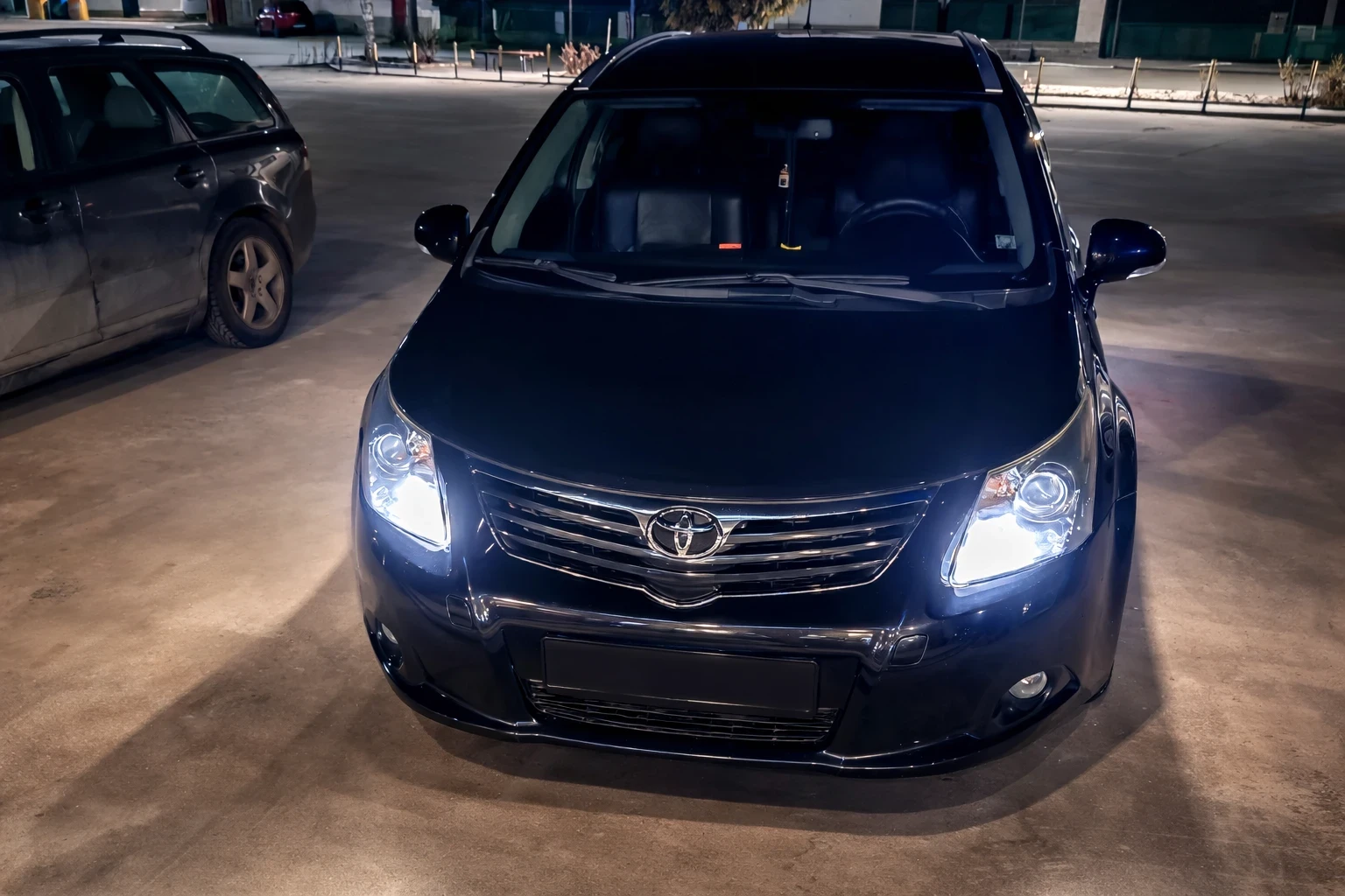 Toyota Avensis D-4D, Android, High + Luxury Grade Package