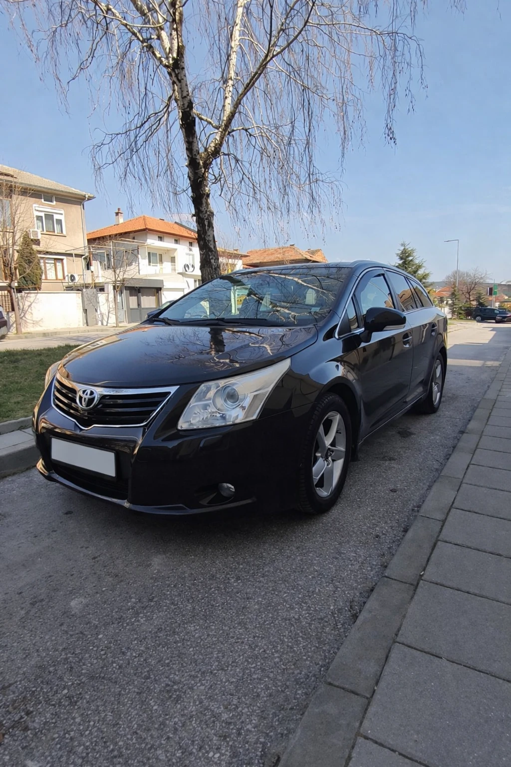 Toyota Avensis D-4D , снимка 5 - Автомобили и джипове - 53746262