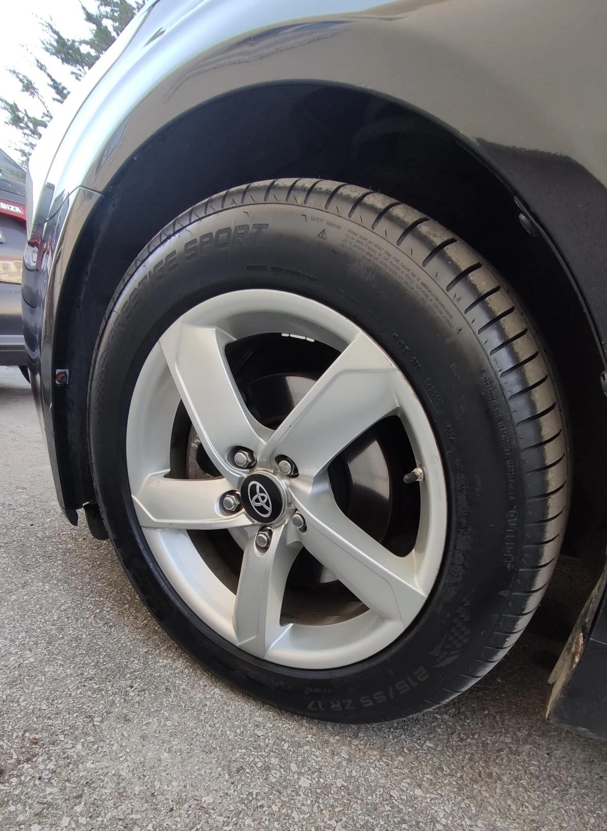 Toyota Avensis D-4D , снимка 10 - Автомобили и джипове - 53746262