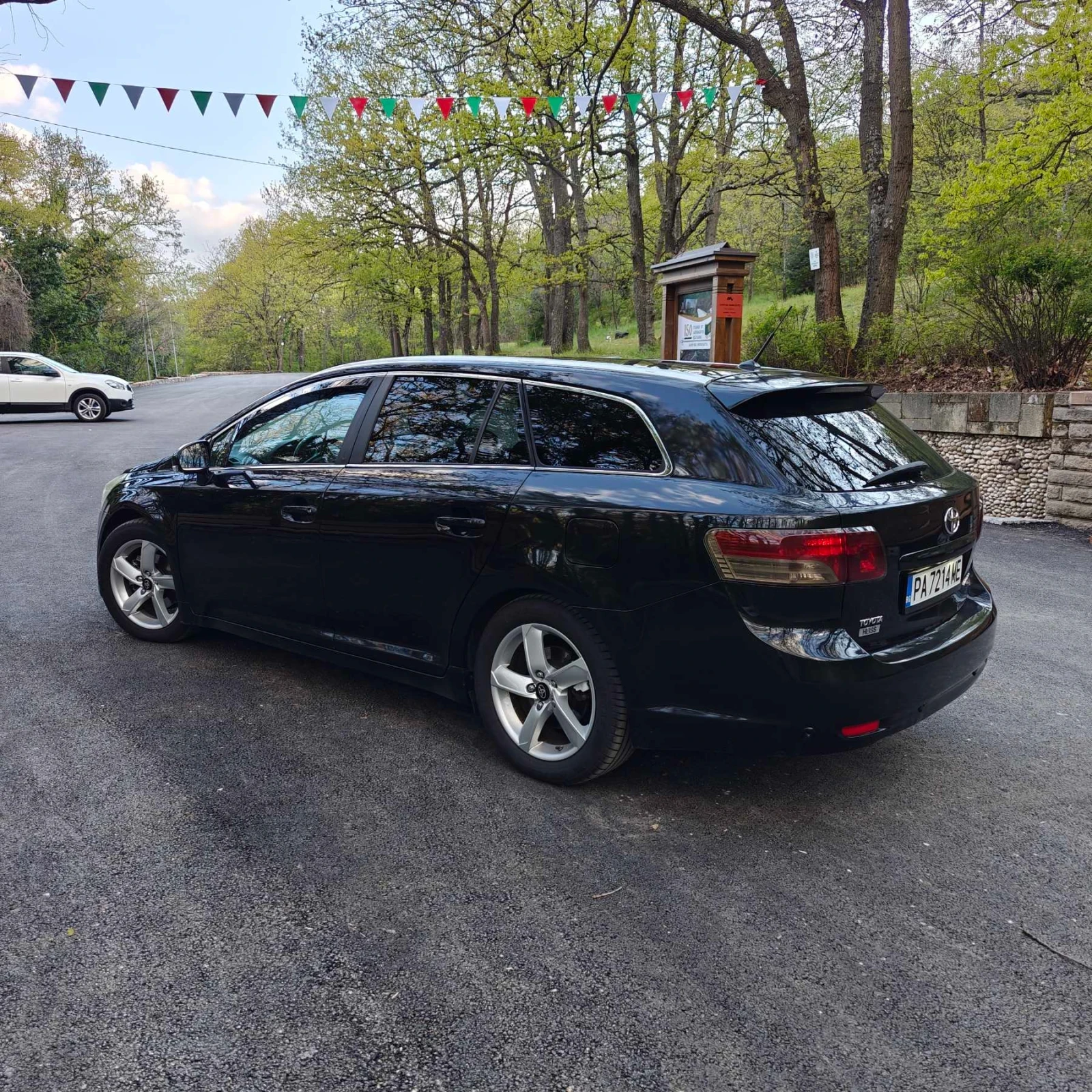 Toyota Avensis D-4D, Android, High + Luxury Grade Package, снимка 5 - Автомобили и джипове - 53954828