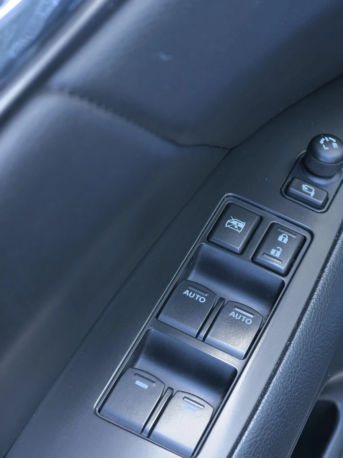 Suzuki Kizashi 2.4 /178к.с, снимка 16 - Автомобили и джипове - 53804462