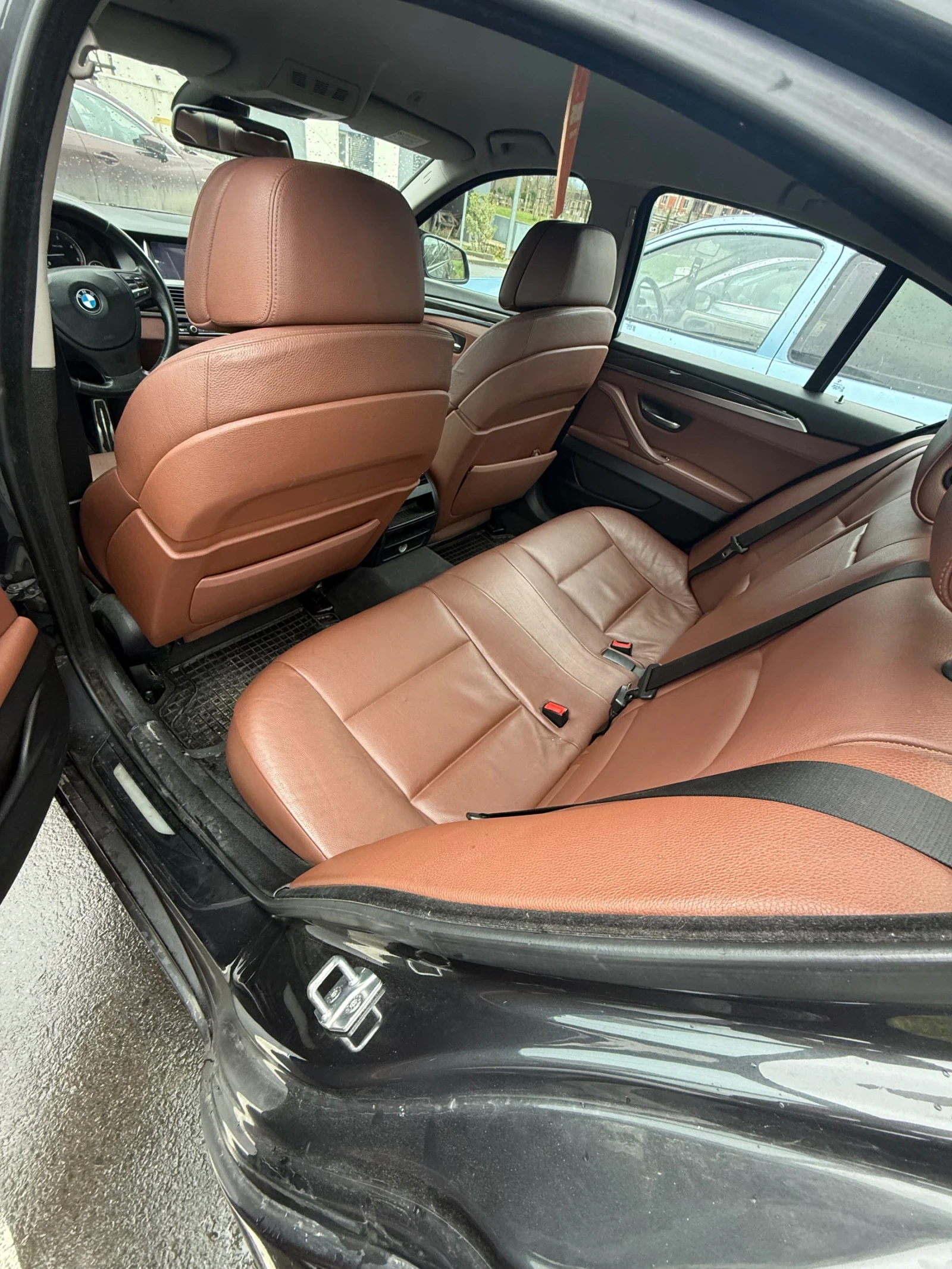 BMW 530, снимка 11 - Автомобили и джипове - 53831418