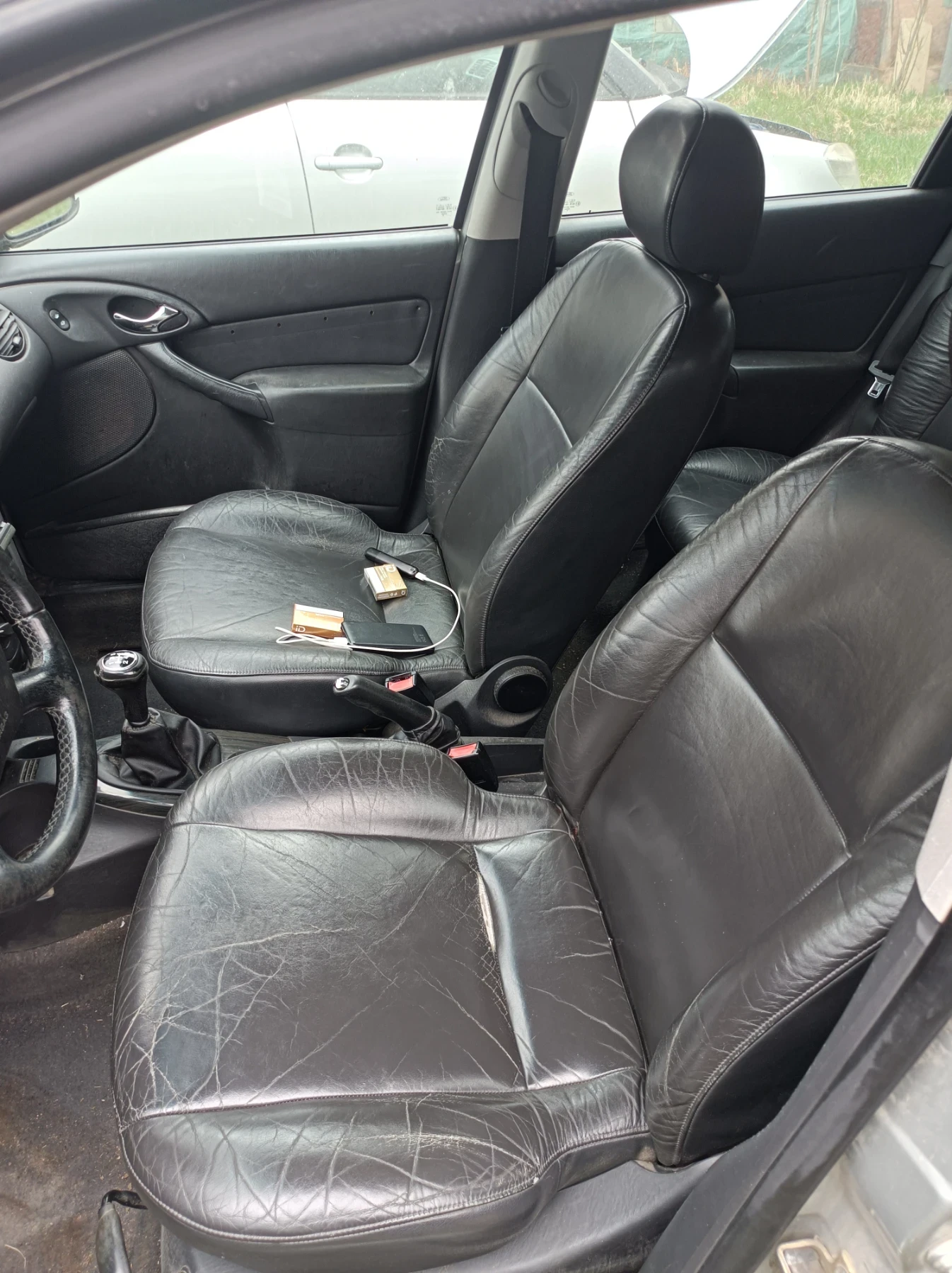 Ford Focus 1.6, снимка 6 - Автомобили и джипове - 54117215