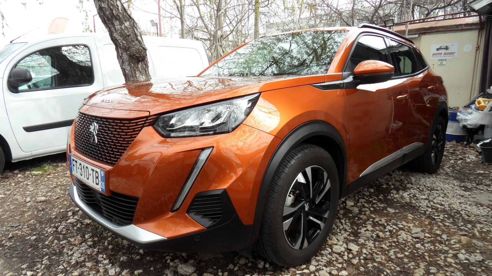 Peugeot 2008 E digital/Lazer