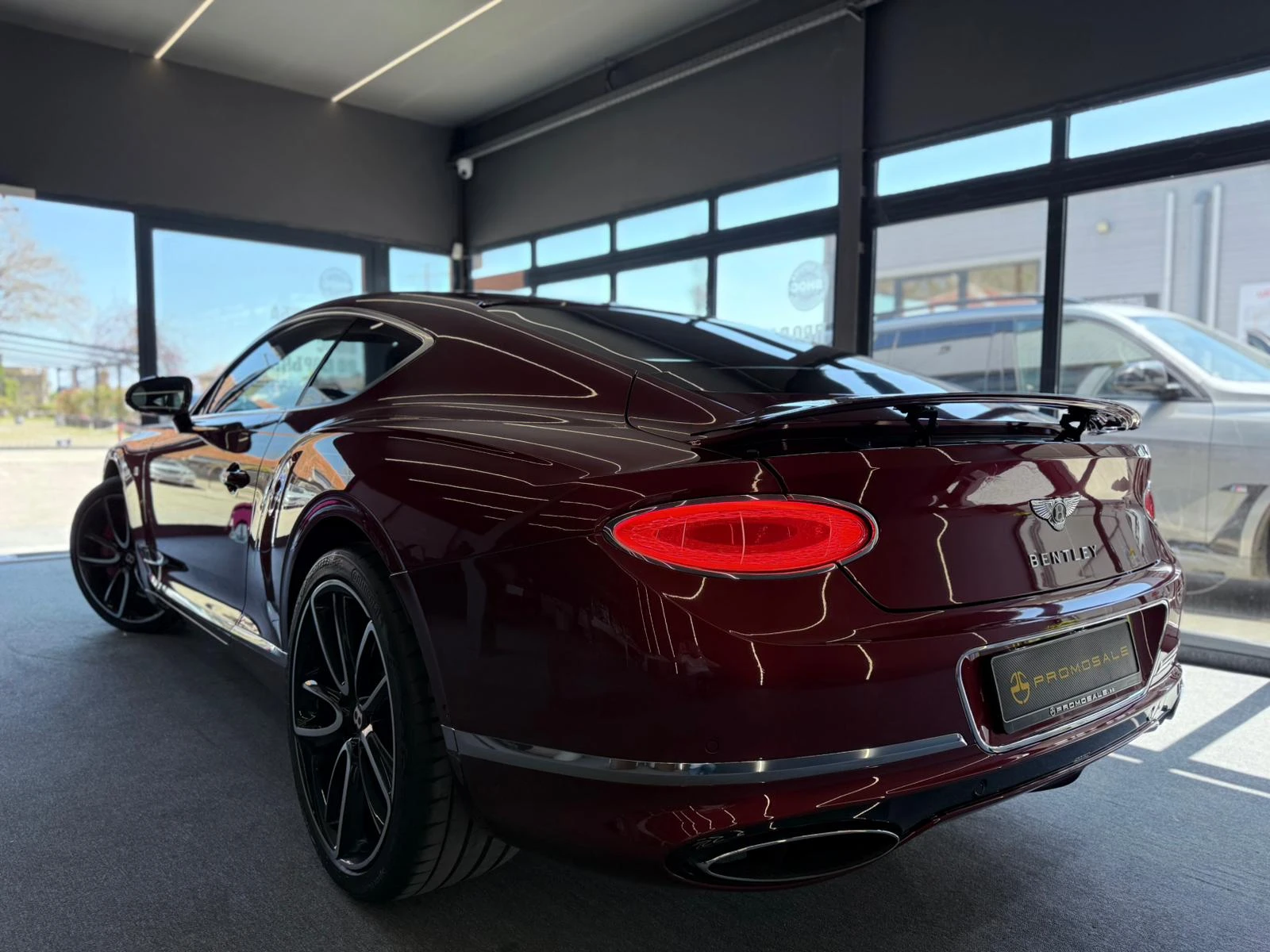 Bentley Continental gt W12 First Edition* NAIM* Лизинг, снимка 4 - Автомобили и джипове - 54311212