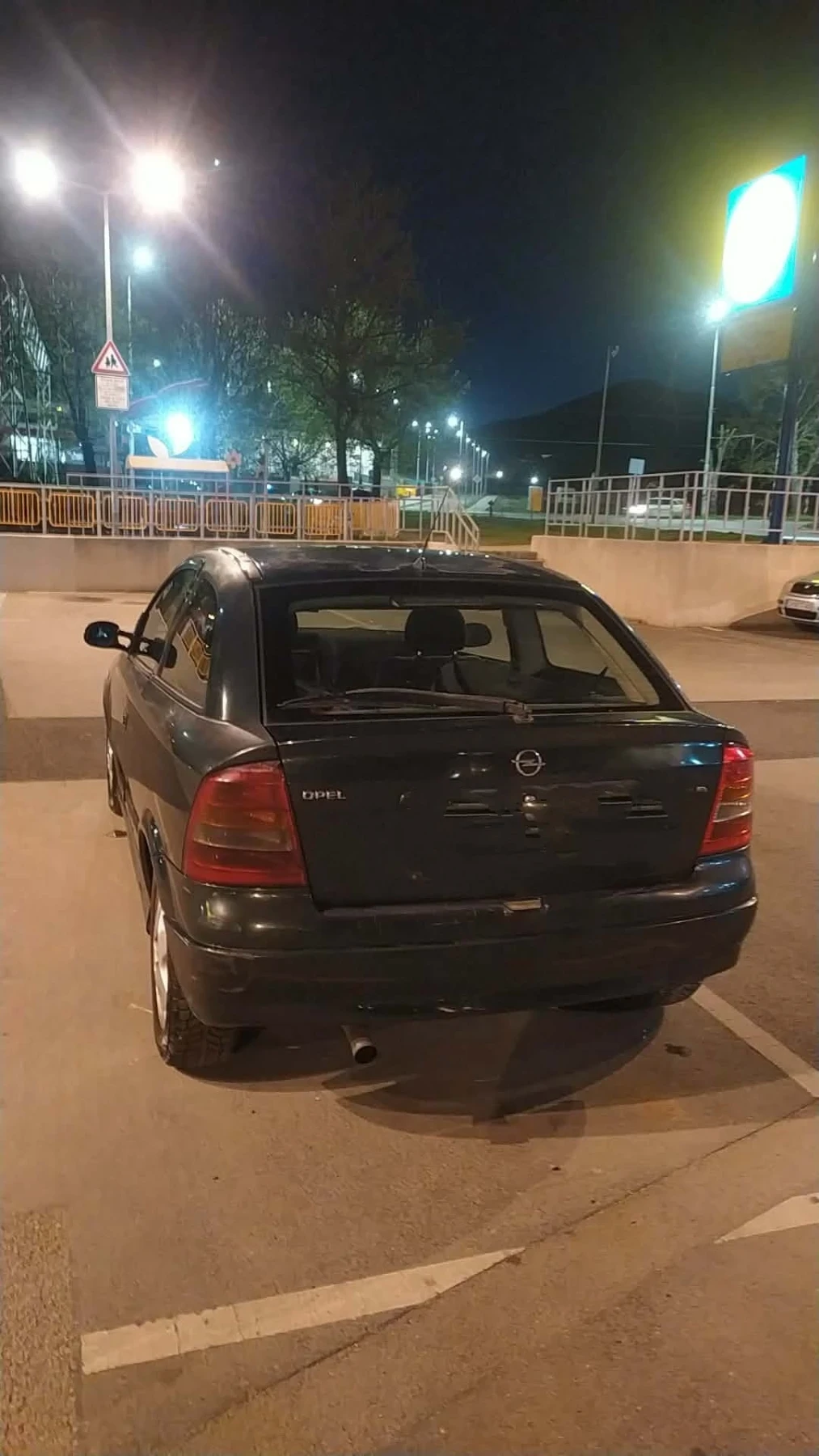 Opel Astra, снимка 4 - Автомобили и джипове - 54311810