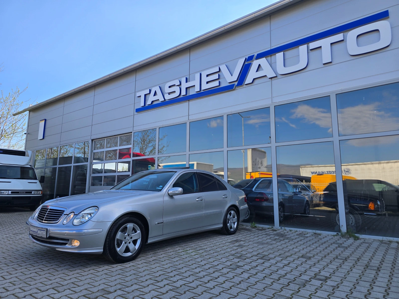 Mercedes-Benz E 270 AVANTGARDE* * , снимка 5 - Автомобили и джипове - 54460725