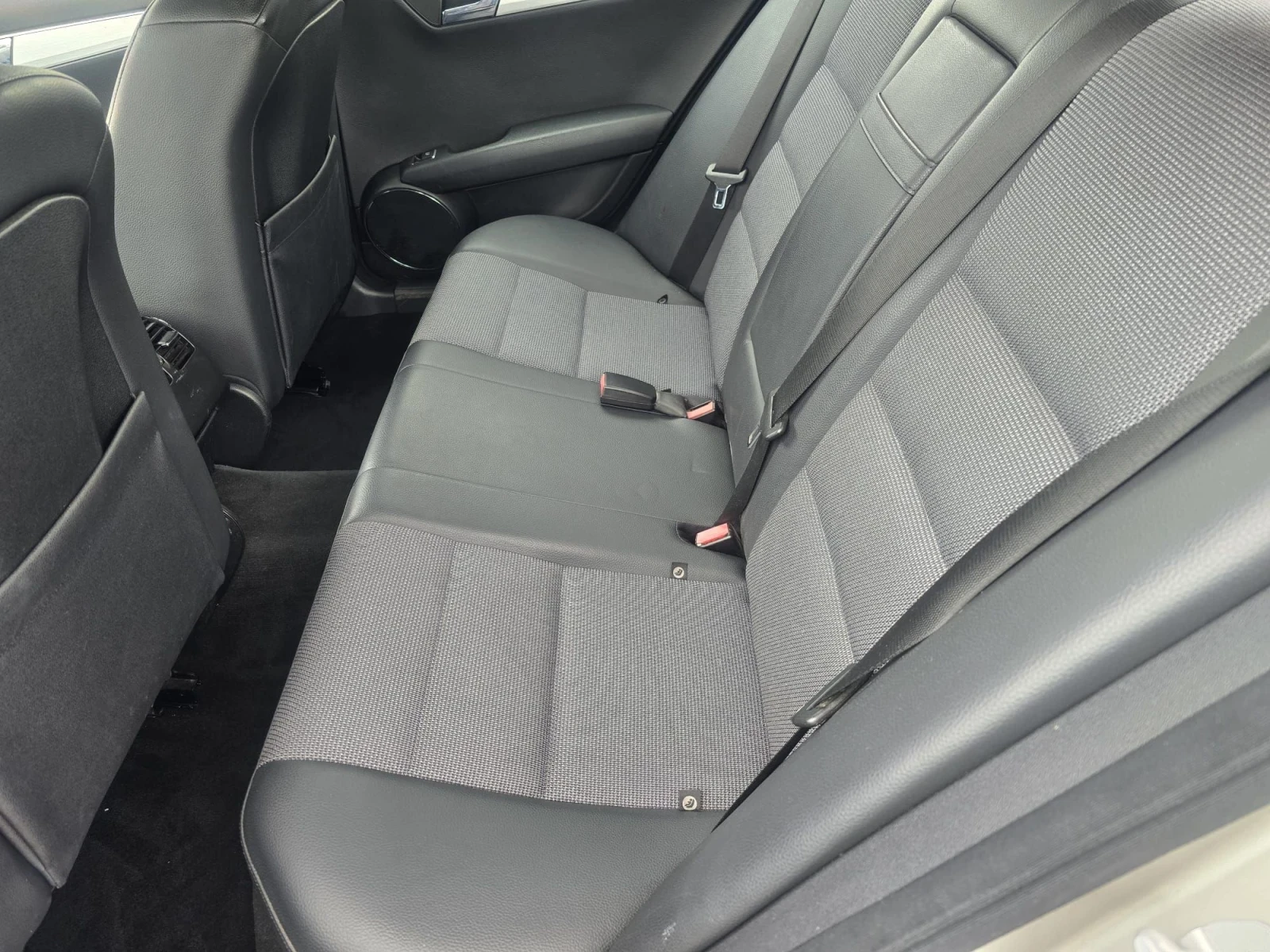 Mercedes-Benz C 220 2.2CDI 170kc , снимка 12 - Автомобили и джипове - 54655464