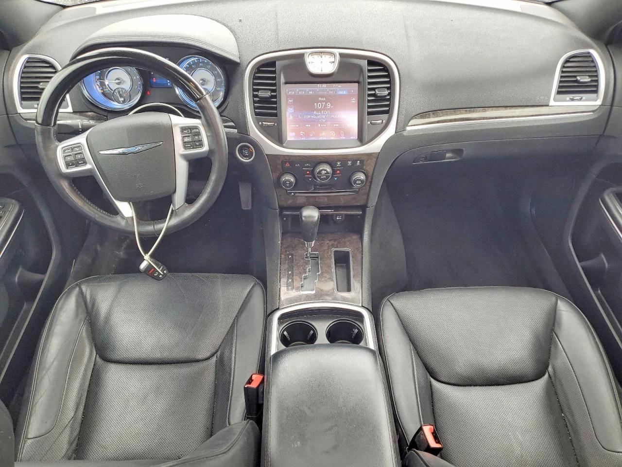 Chrysler 300c 5.7l, снимка 8 - Автомобили и джипове - 54882364