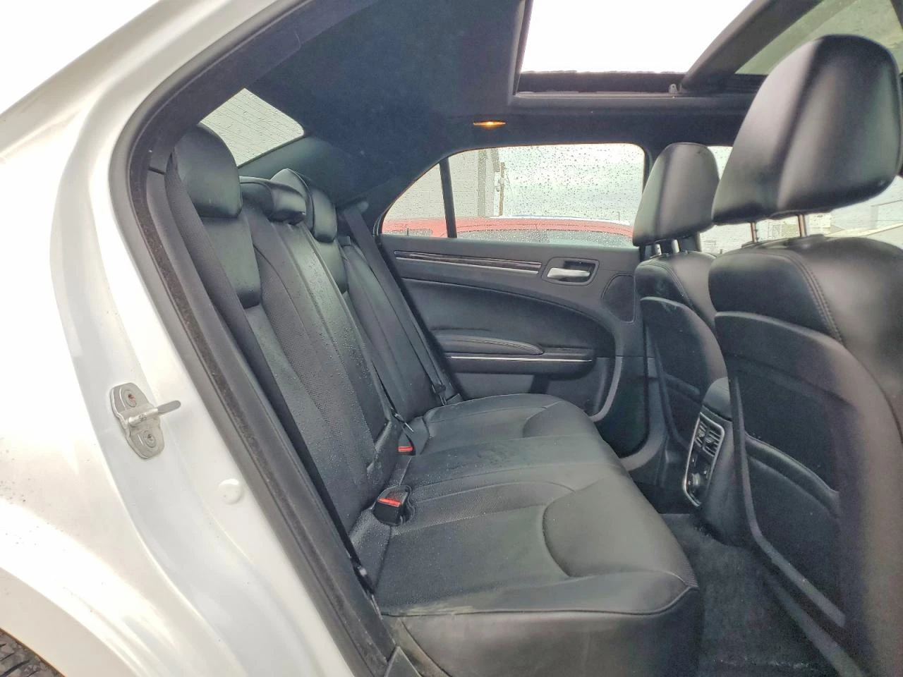 Chrysler 300c 5.7l, снимка 10 - Автомобили и джипове - 54882364