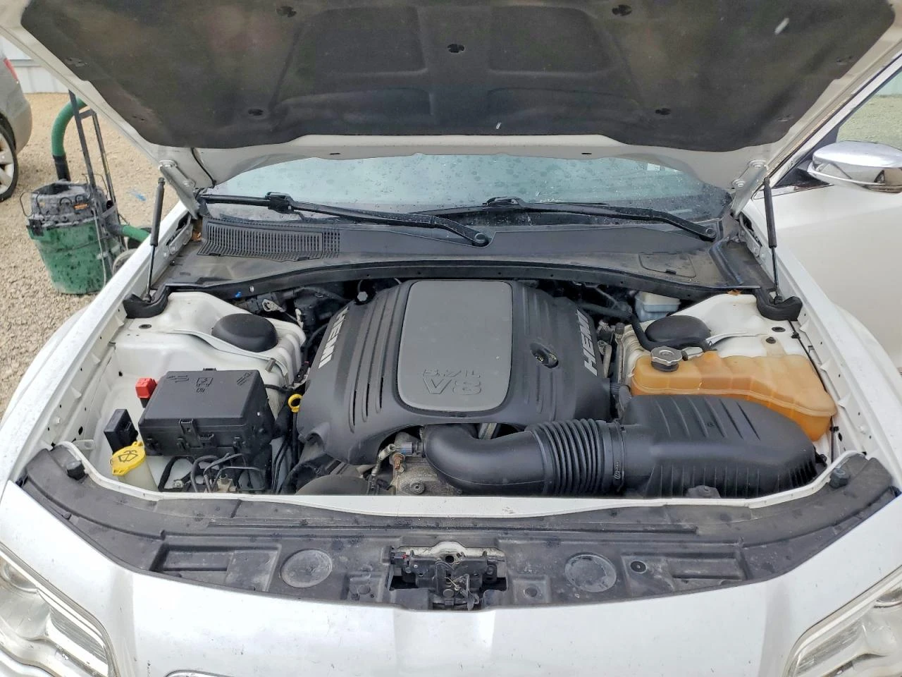 Chrysler 300c 5.7l, снимка 11 - Автомобили и джипове - 54882364