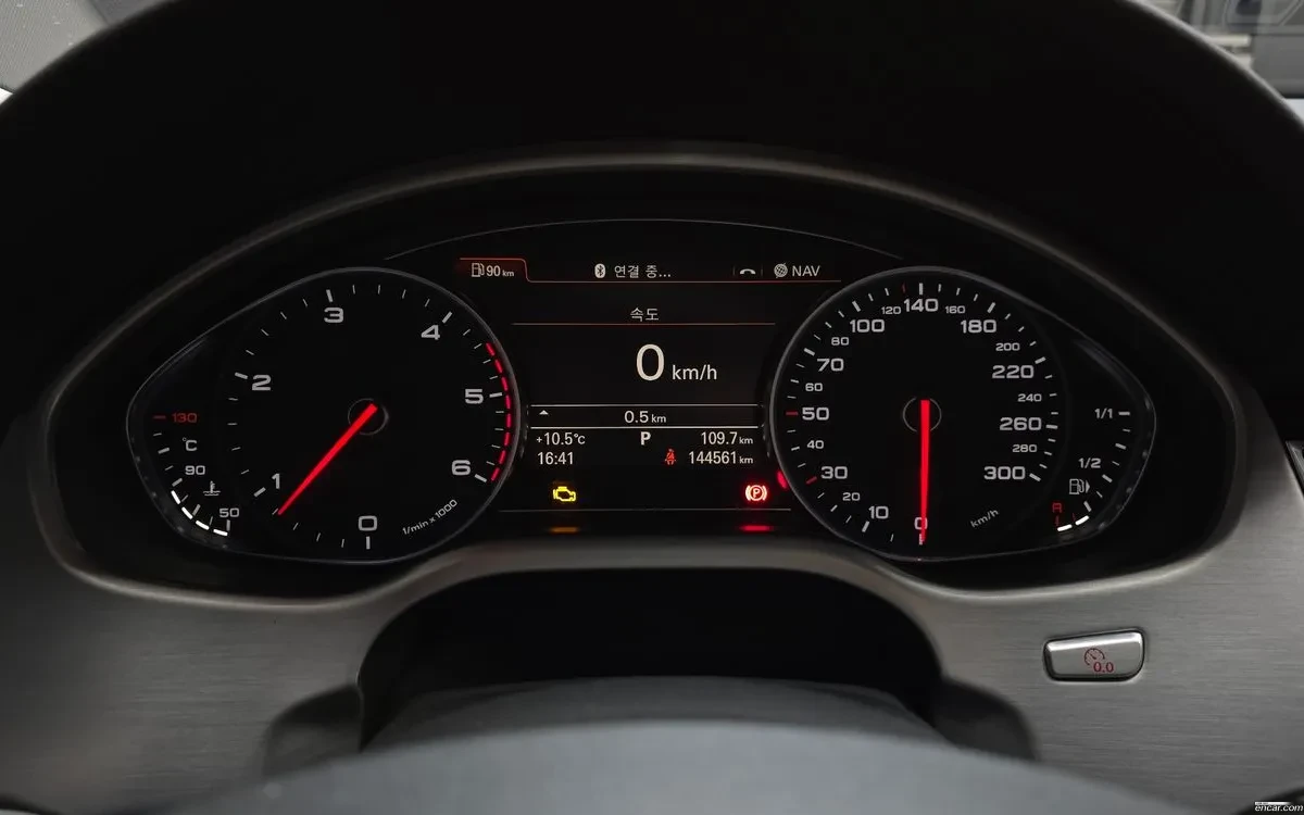 Audi A8 4.2 60 TDI Quattro, Full , снимка 7 - Автомобили и джипове - 54910301