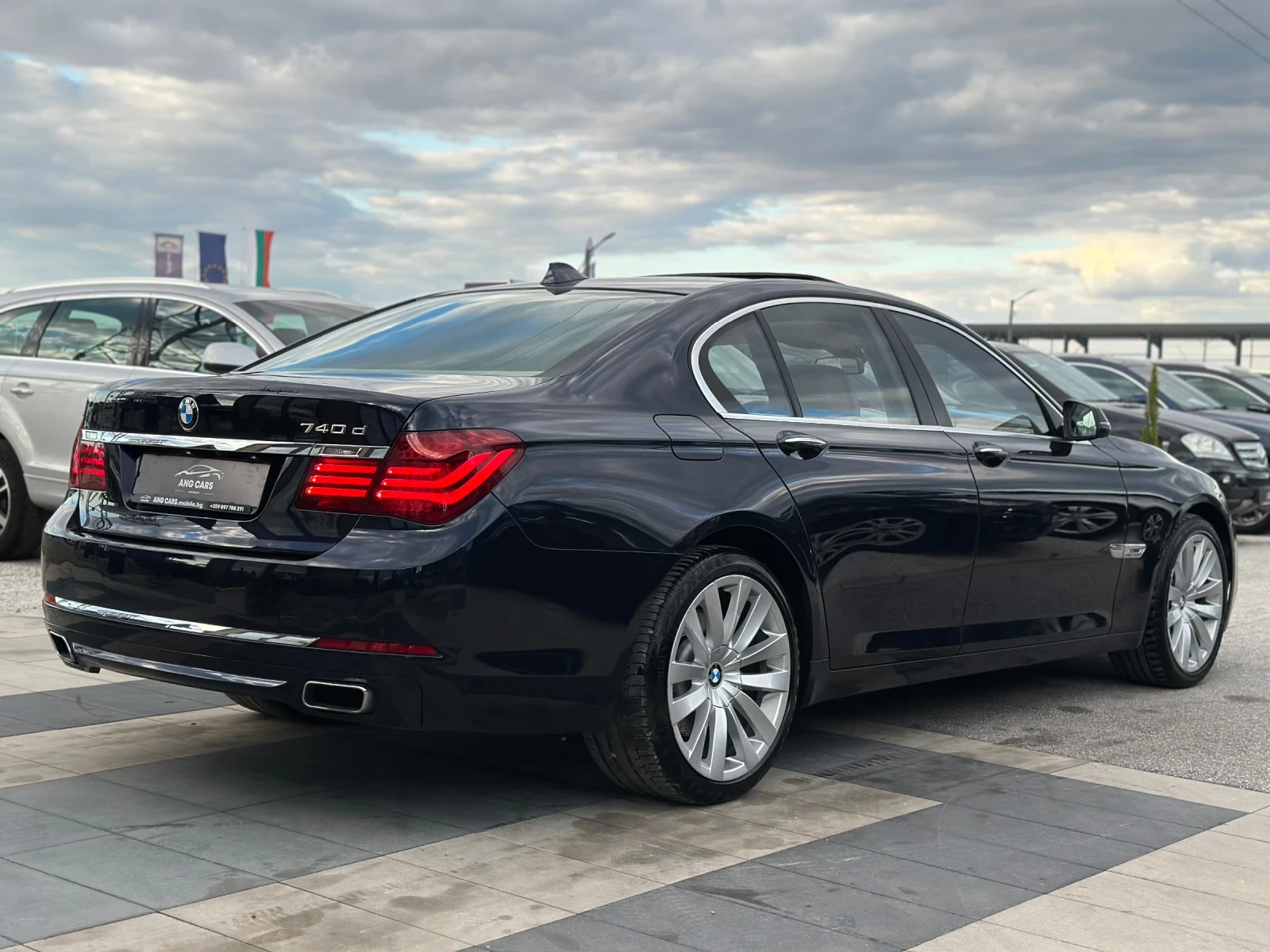 BMW 740 * Facelift* Digital* 200000км* , снимка 5 - Автомобили и джипове - 54972458