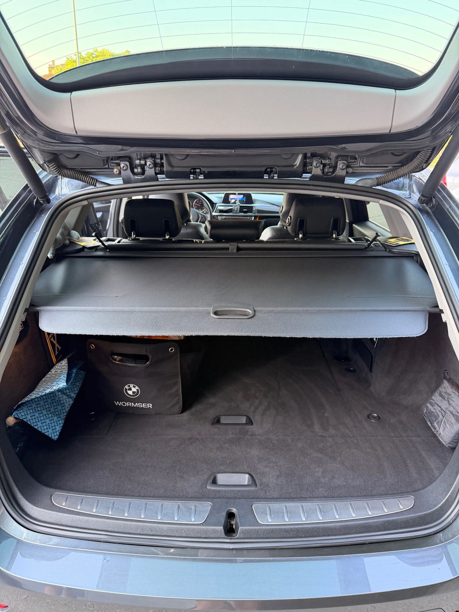 BMW 320 Luxury Line, снимка 13 - Автомобили и джипове - 55072296