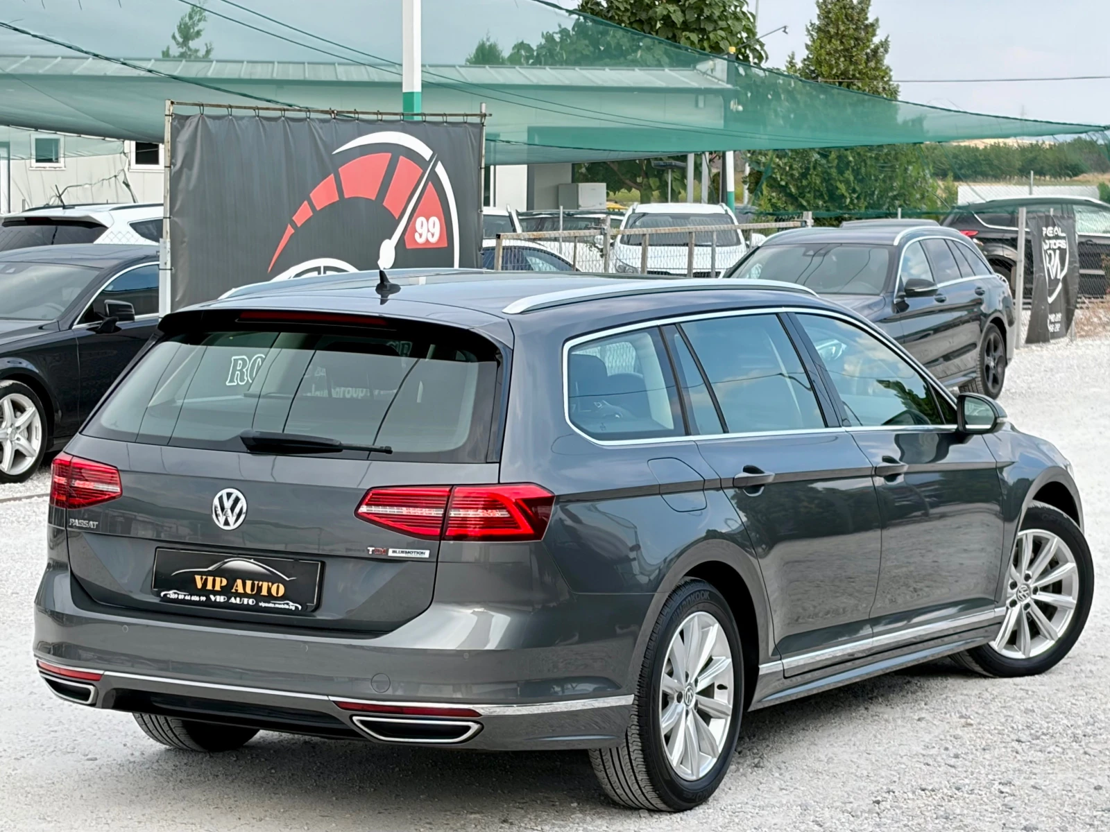 VW Passat R-LINE DSG VIRTUAL COCKPIT TOP FULL, снимка 5 - Автомобили и джипове - 55333691