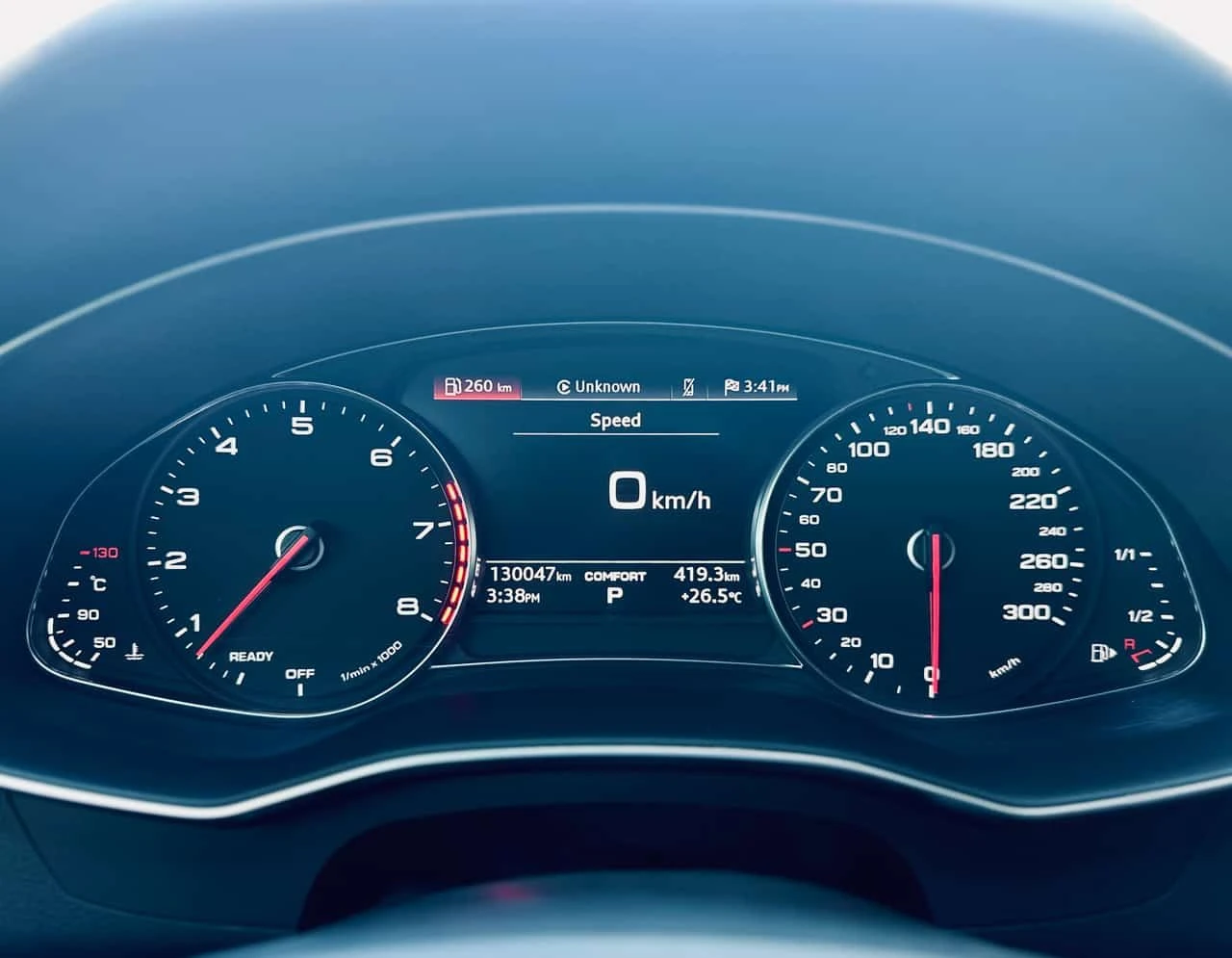 Audi A6 Progressiv  CARFAX, снимка 12 - Автомобили и джипове - 55513830