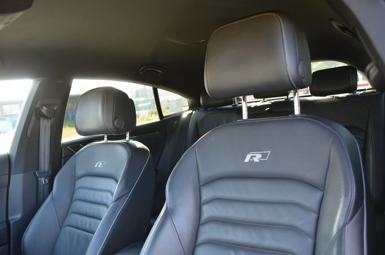 VW Arteon 2.0 TDI R line, снимка 16 - Автомобили и джипове - 55605427