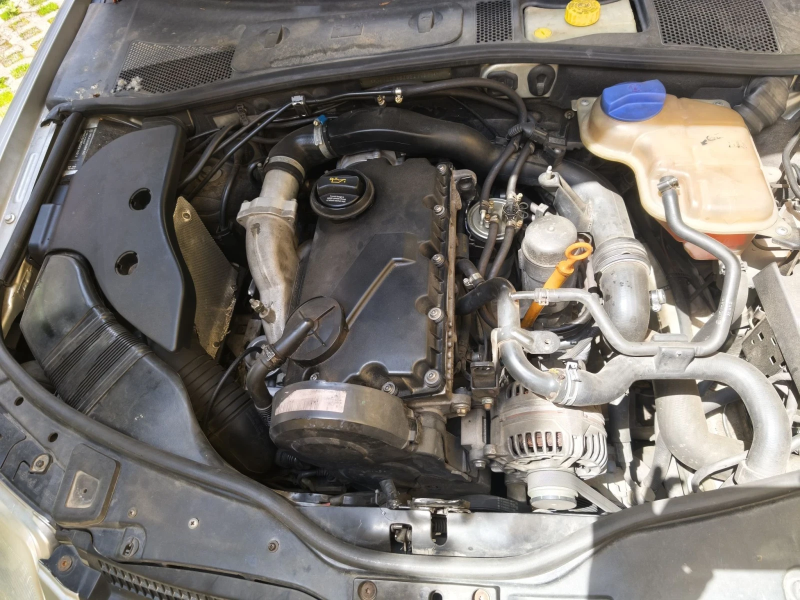 VW Passat 1.9TDI, снимка 13 - Автомобили и джипове - 56317816