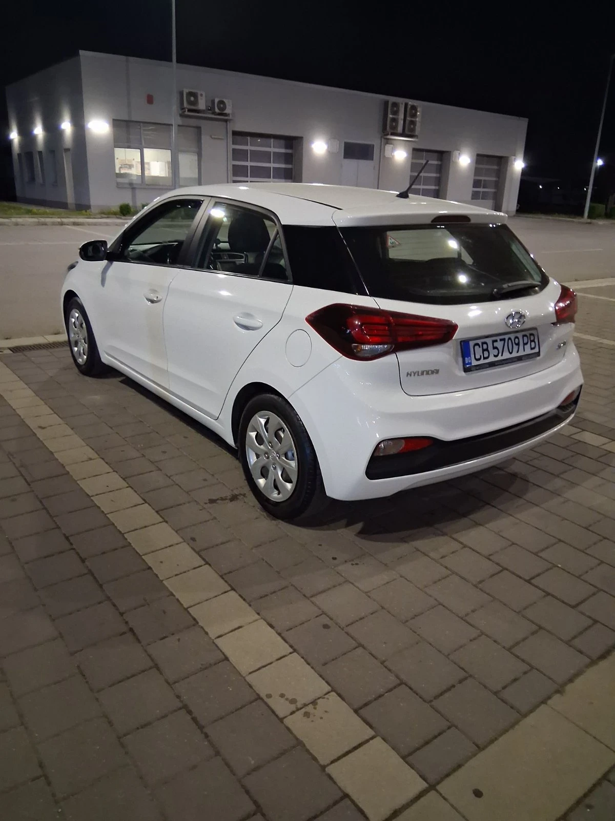 Hyundai I20, снимка 3 - Автомобили и джипове - 56431753