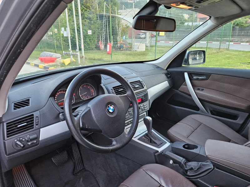 BMW X3 2.0D Avtomat/Koja/Panorama/Xdrive, снимка 9 - Автомобили и джипове - 47427811