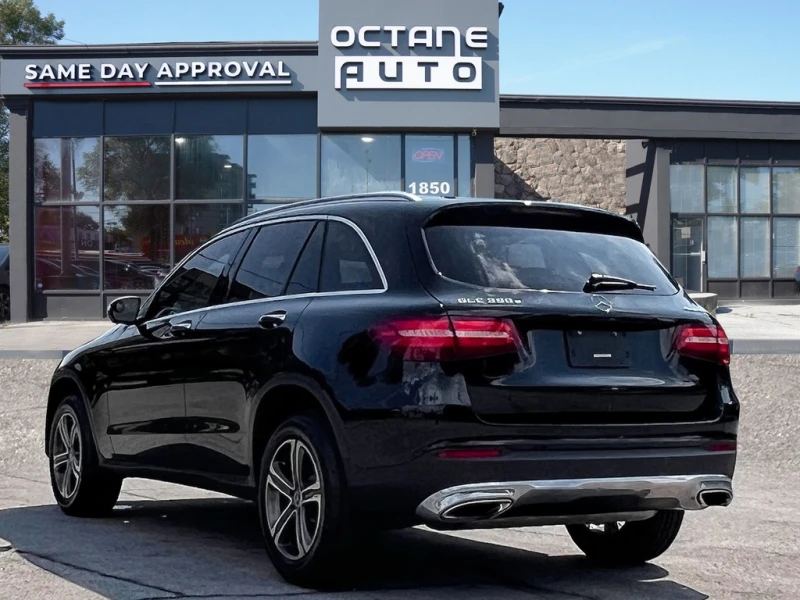 Mercedes-Benz GLC 350 E HYBRID * * CARFAX * * АВТО КРЕДИТ * * , снимка 4 - Автомобили и джипове - 52644482