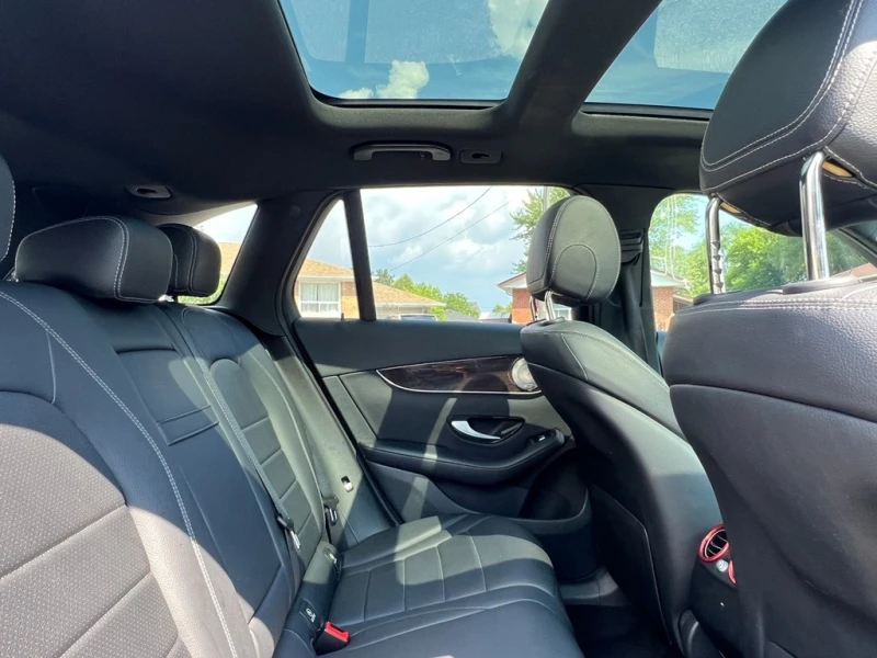 Mercedes-Benz GLC 350 E HYBRID * * CARFAX * * АВТО КРЕДИТ * * , снимка 14 - Автомобили и джипове - 52644482