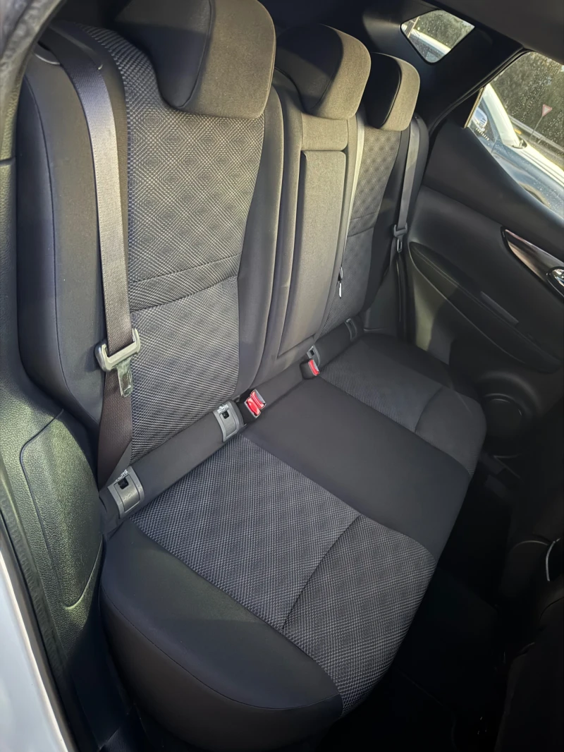 Nissan Qashqai 1.5DCI* 110* Connect* FULL* ТОП* Панорама* , снимка 13 - Автомобили и джипове - 52940660