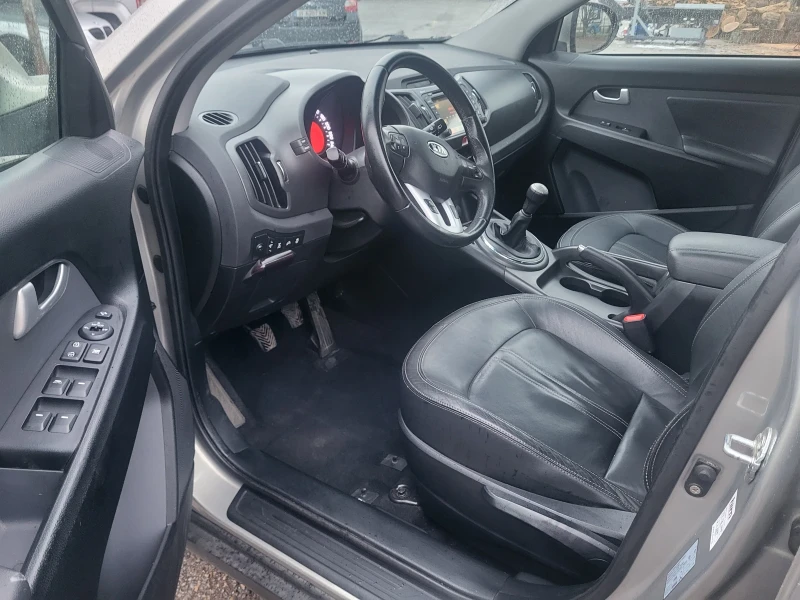 Kia Sportage 2000, снимка 13 - Автомобили и джипове - 53310975