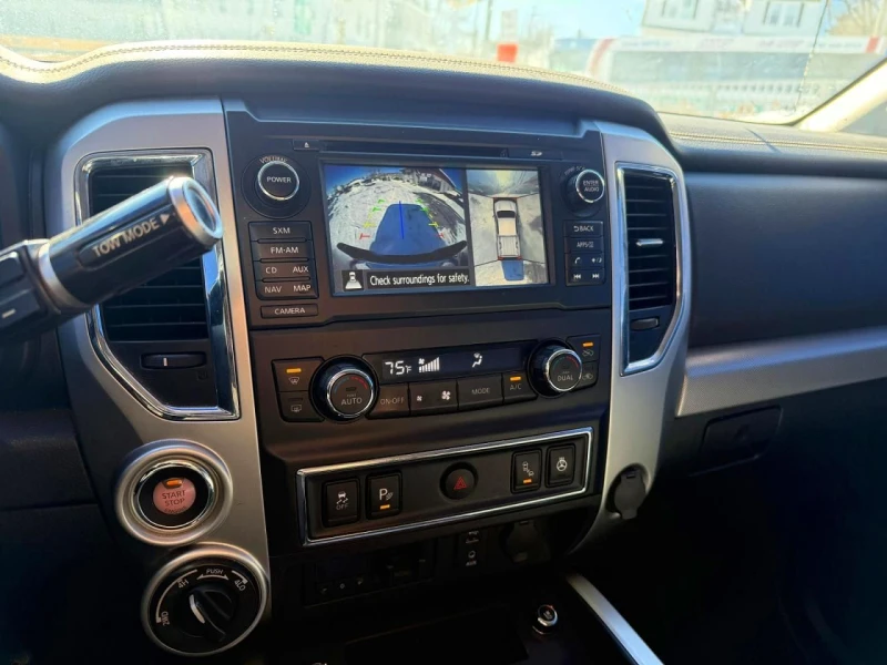 Nissan Titan crew cab, снимка 7 - Автомобили и джипове - 53367367