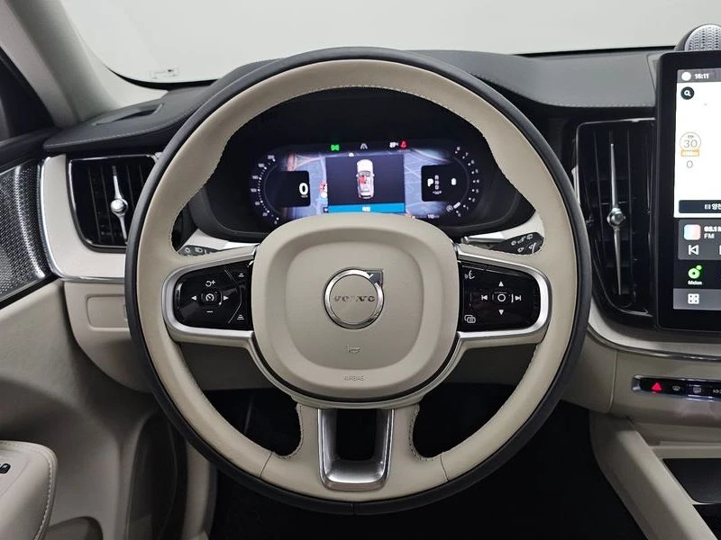 Volvo XC60 B5 Ultra Dark Air Sus| 250к.с.| ВКЛ.ТЕХНОТЕСТ, снимка 13 - Автомобили и джипове - 55171407