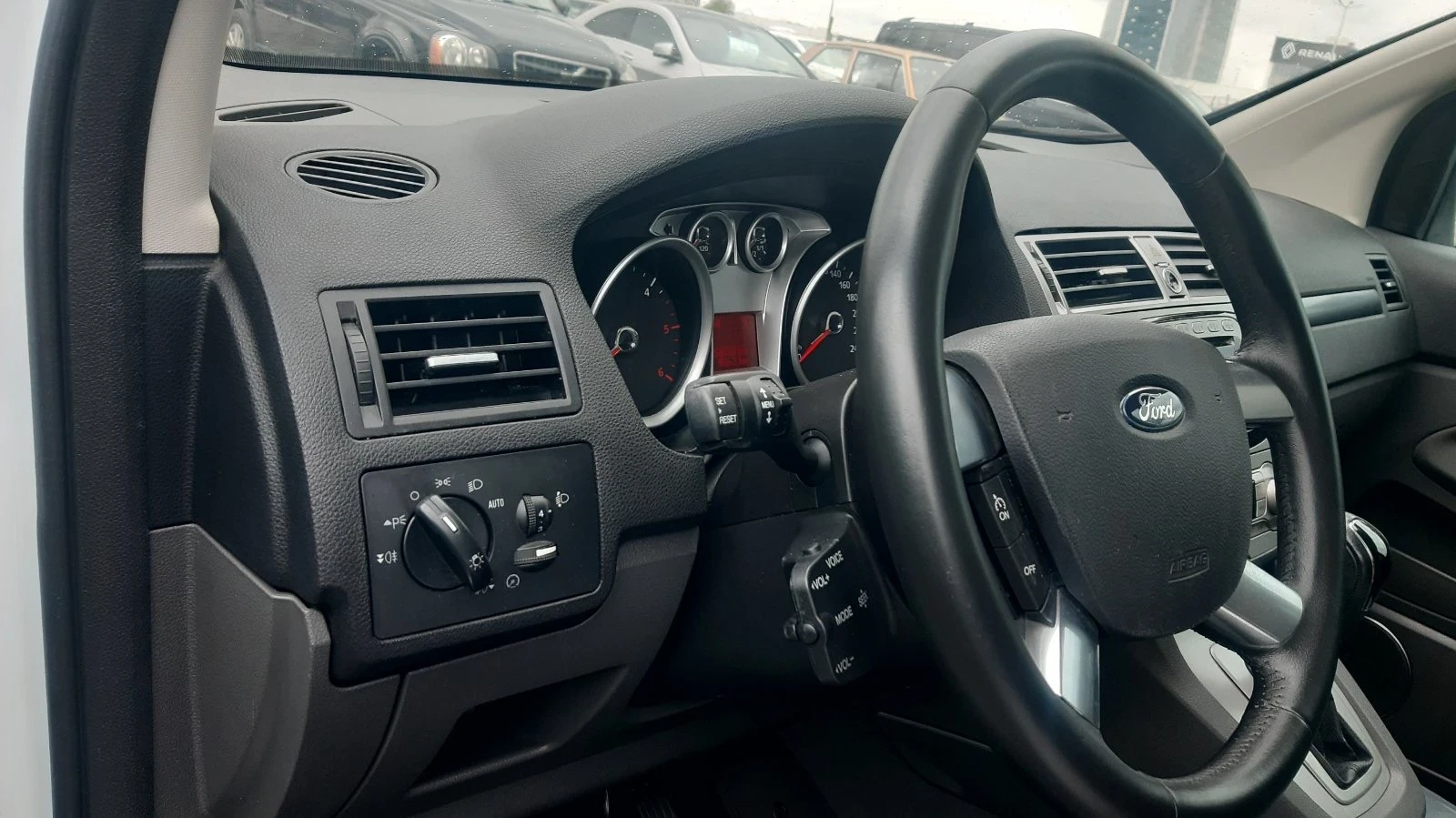 Ford Kuga 2.0дизел - изображение 10