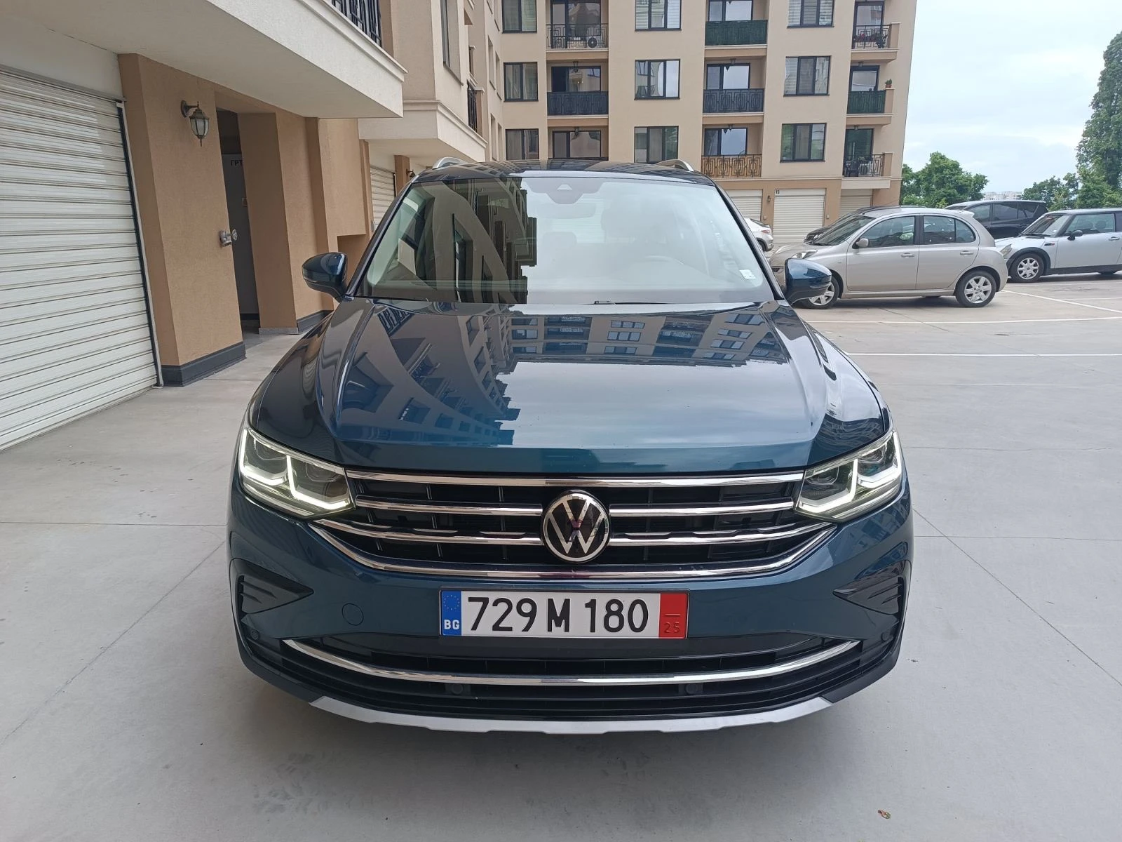 VW Tiguan e-Hybrid IQ.Light Сервизна история 102Kкм - изображение 2