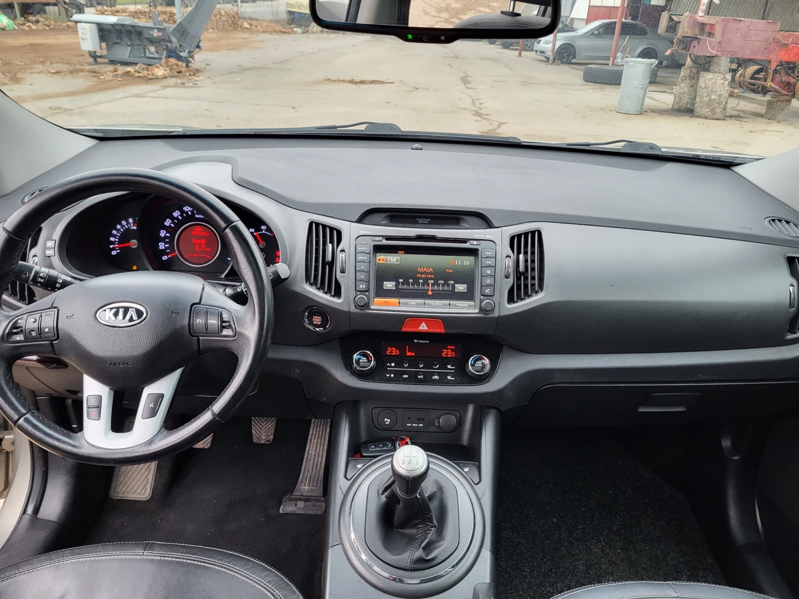 Kia Sportage 2000, снимка 11 - Автомобили и джипове - 53708045