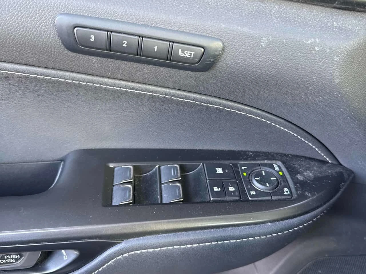 Lexus NX * 350h * 2 КЛЮЧА* PANO* KEYLESS* ПОДГРЕВ* , снимка 11 - Автомобили и джипове - 53989904