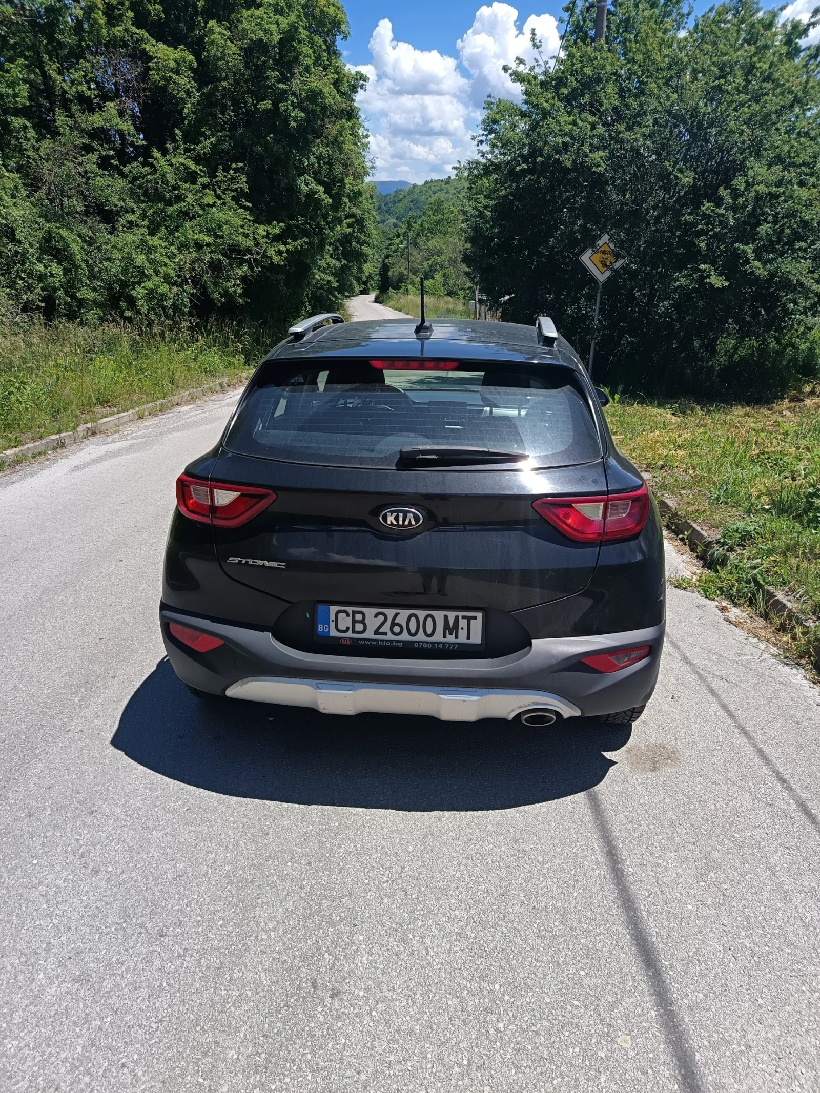 Kia Stonic, снимка 6 - Автомобили и джипове - 54837436