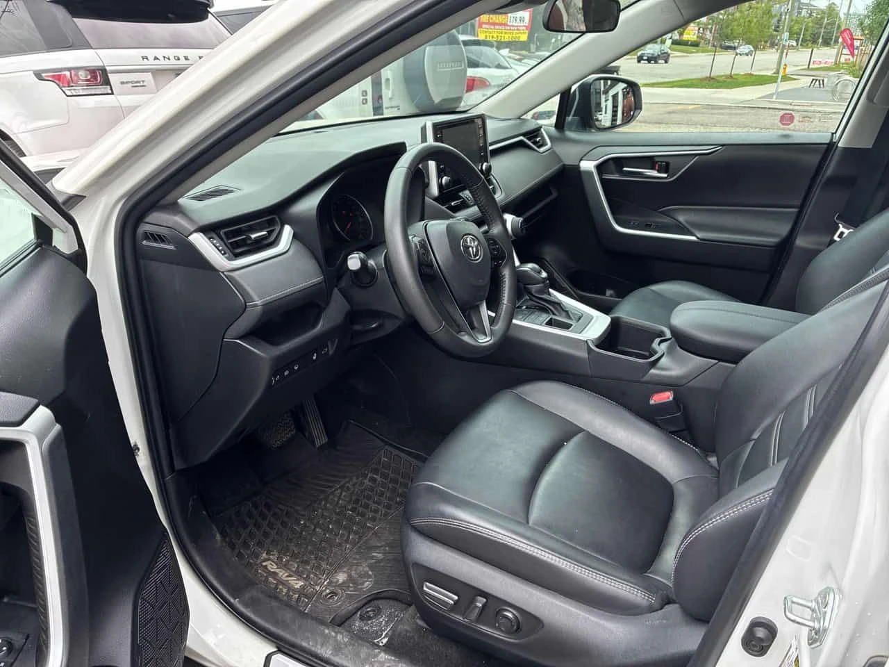Toyota Rav4 * XLE * CARFAX * БЕЗ ПЪРВОНАЧАЛНА ВНОСКА, снимка 5 - Автомобили и джипове - 55598366