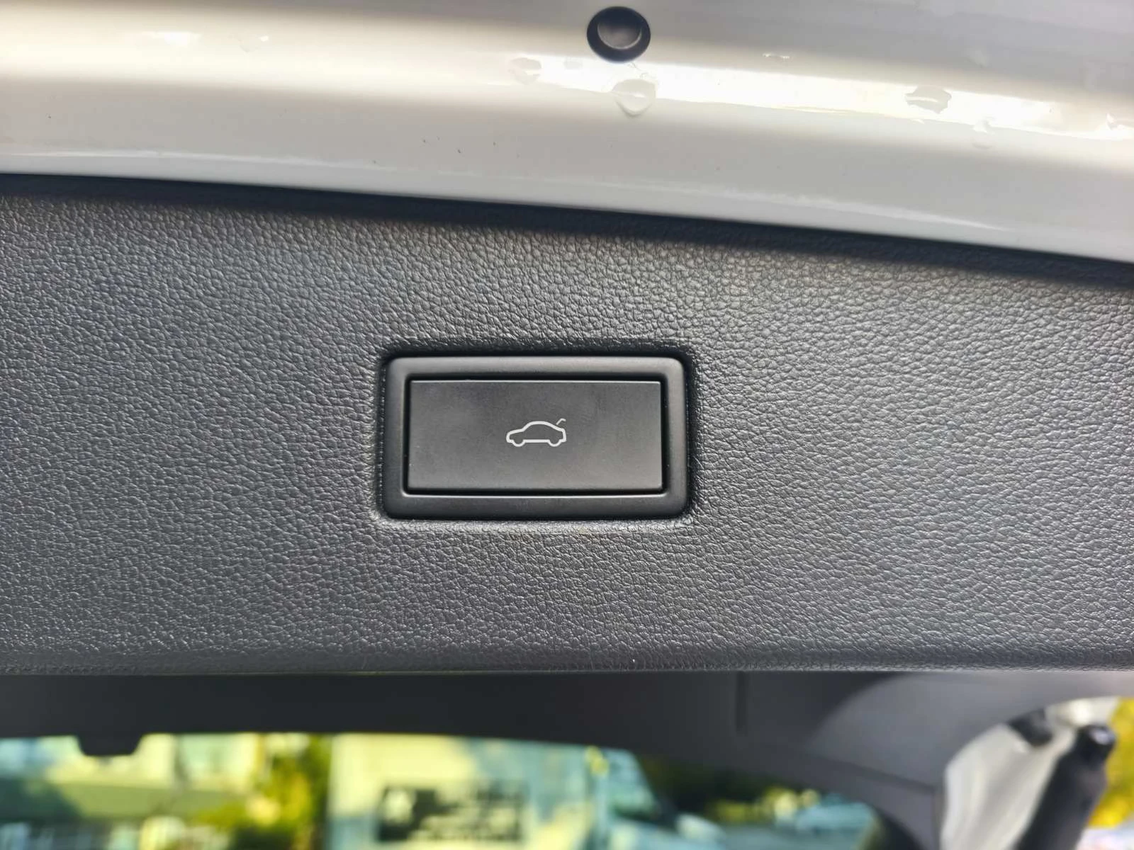 VW Tiguan, снимка 16 - Автомобили и джипове - 55628746