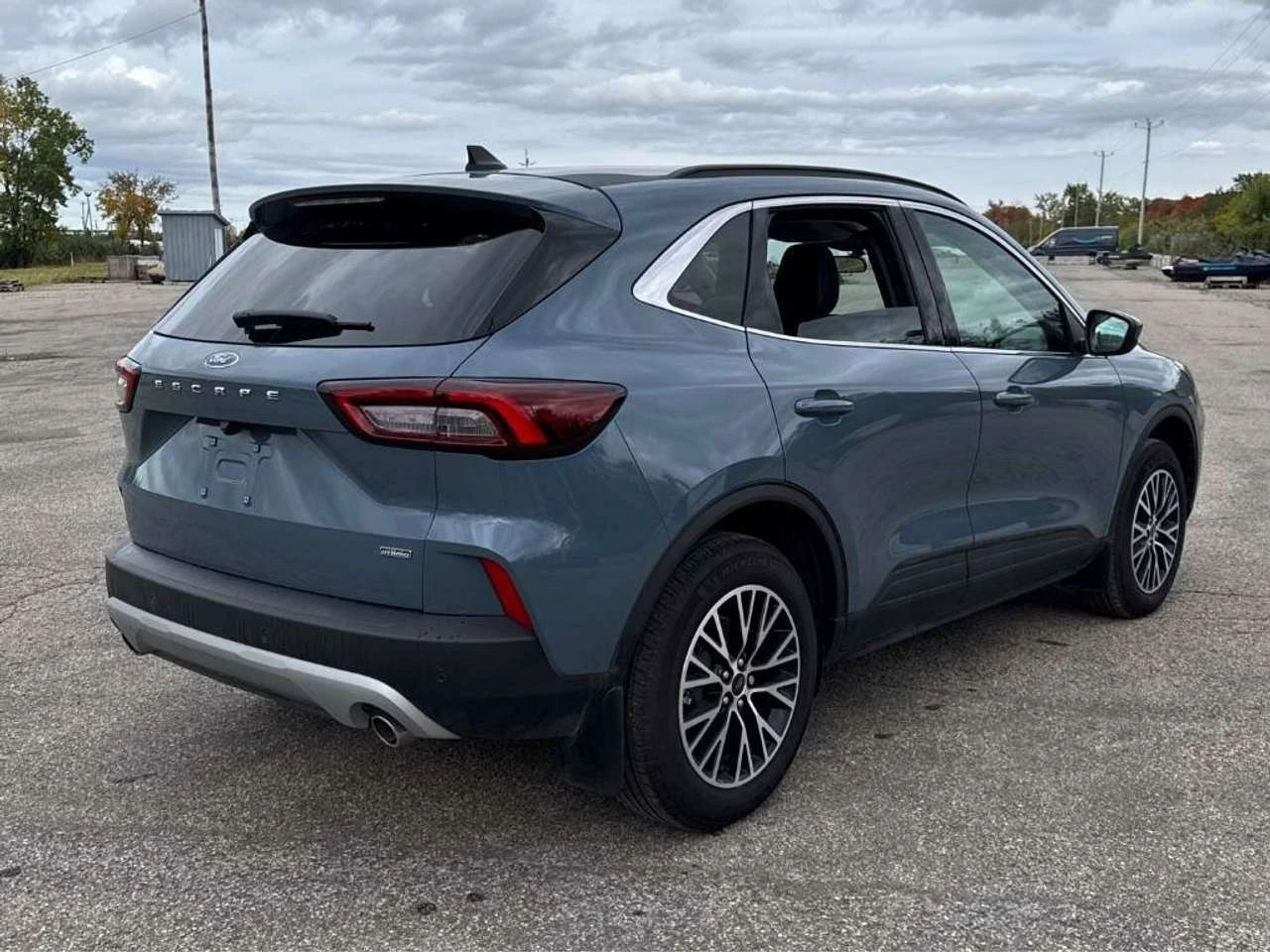 Ford Escape PHEV, снимка 4 - Автомобили и джипове - 56541115