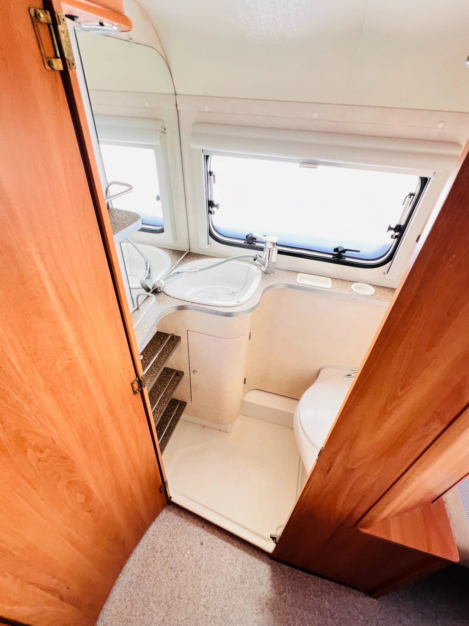 Каравана HYMER / ERIBA Touring - изображение 10