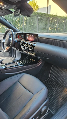 Mercedes-Benz CLA 180 Shooting brake ГАРАНЦИОНЕН, снимка 9