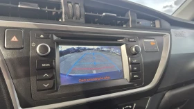 Toyota Auris 1.8 Hybrid* Перфектна* 4.5/100км* БАРТЕР, снимка 15