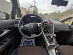 Toyota Auris 1.8i 147 ps ШВЕЙЦАРИЯ , снимка 12