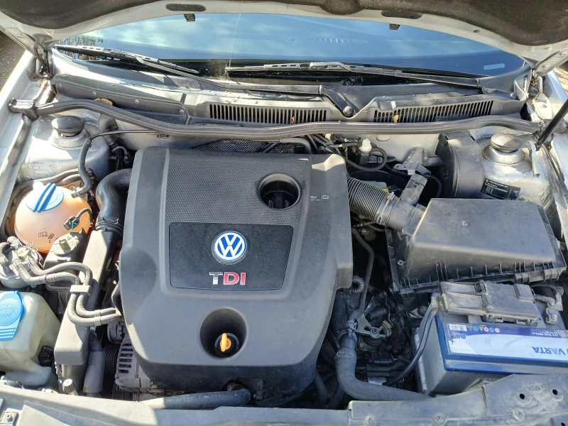 VW Golf, снимка 6 - Автомобили и джипове - 47793669