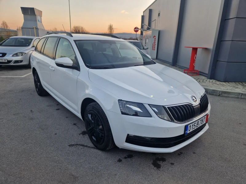 Skoda Octavia 1.8TSI/DSG/LED, снимка 7 - Автомобили и джипове - 48146253