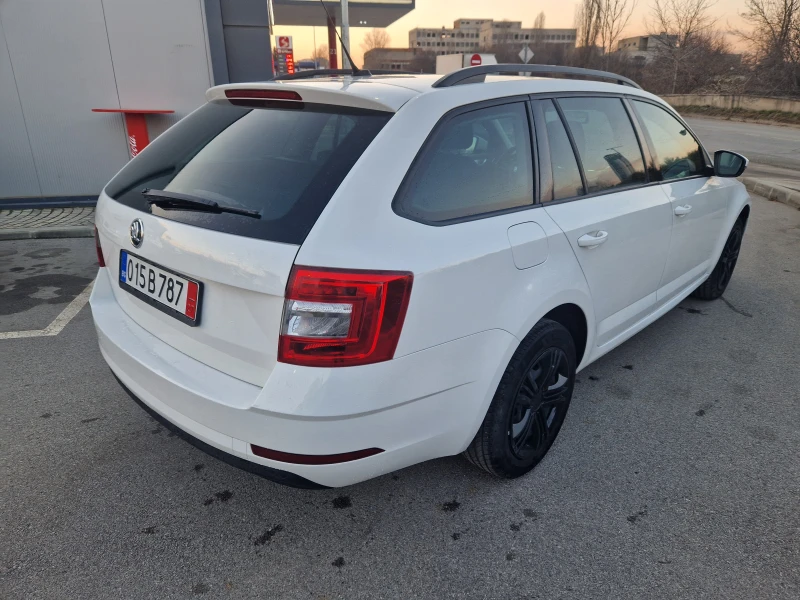 Skoda Octavia 1.8TSI/DSG/LED, снимка 5 - Автомобили и джипове - 48146253