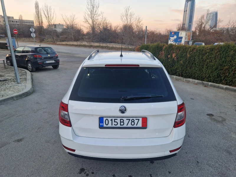 Skoda Octavia 1.8TSI/DSG/LED, снимка 4 - Автомобили и джипове - 48146253